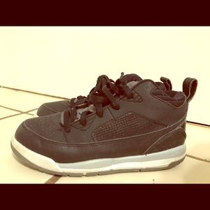 Boy Jordan shoes